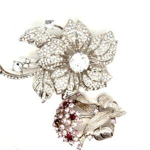 2 Flower Brooches